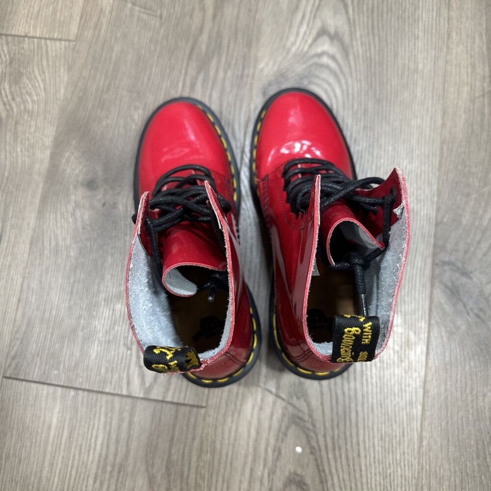 Dr Martens Red Clemency Patent Leather Heeled Boots 8 Eye Women's Size 7 Nice - Picture 5 of 8